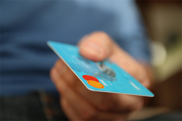 信用卡管家管理技巧和方法，如何优化额度和积分收益